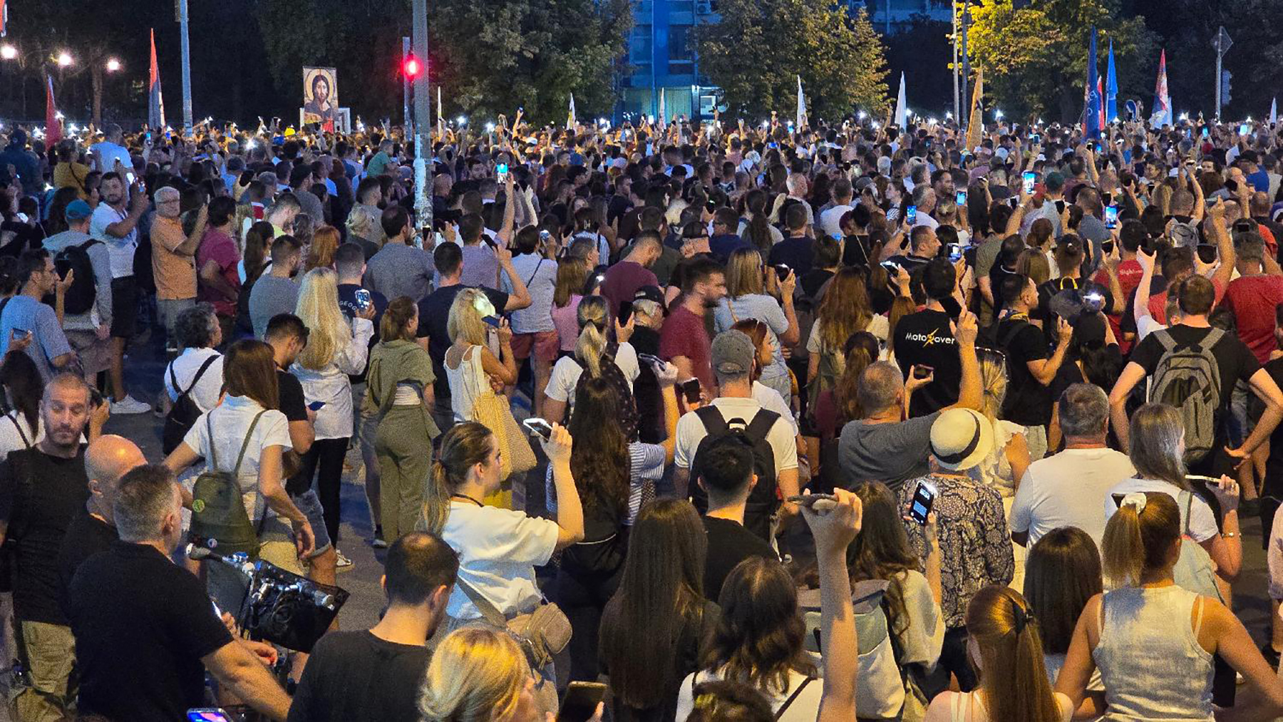 Novi_Sad_protest_tisina_02_Marko_Dragoslavic_b