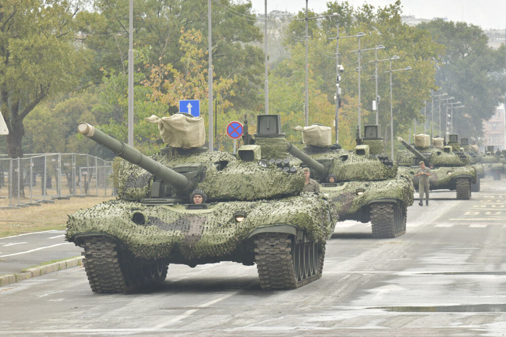 1757582816-saobracaj-pripreme-vojna-parada-nbg-110925-foto-zoran-loncarevic-nova-rs-57-1024x682.jpg