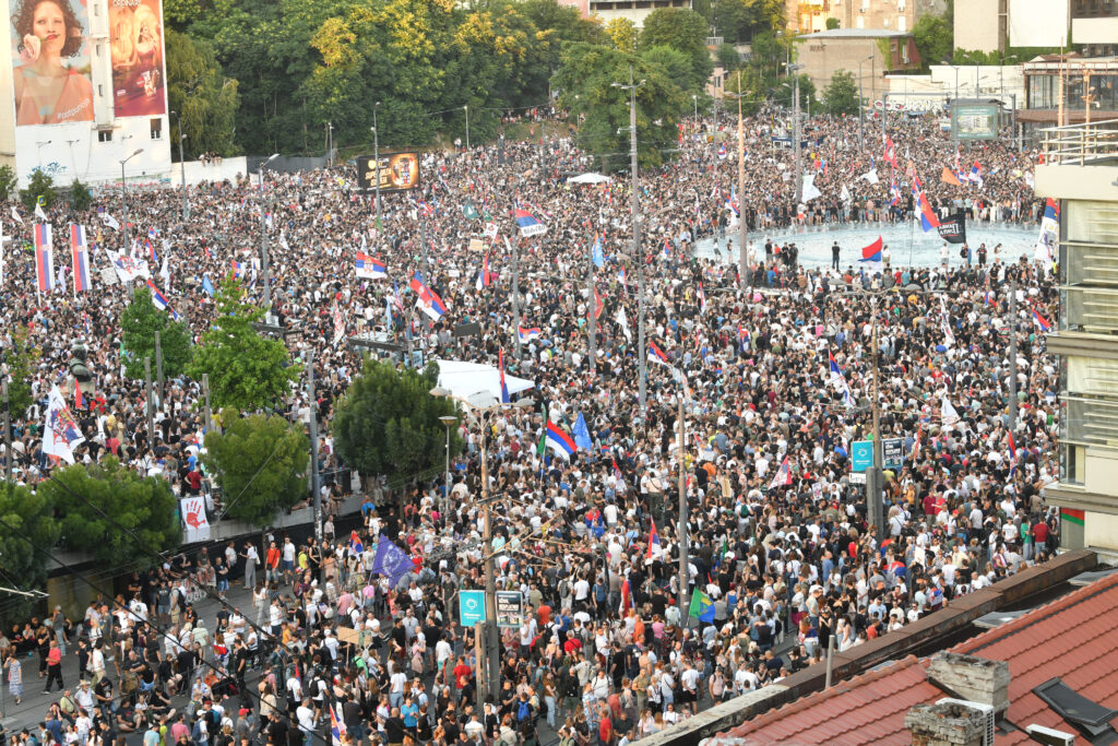 1751187608-Protest-Vidimo-se-na-Vidovdan-Foto-Vladislav-MiticNova-35-1024x683.jpg