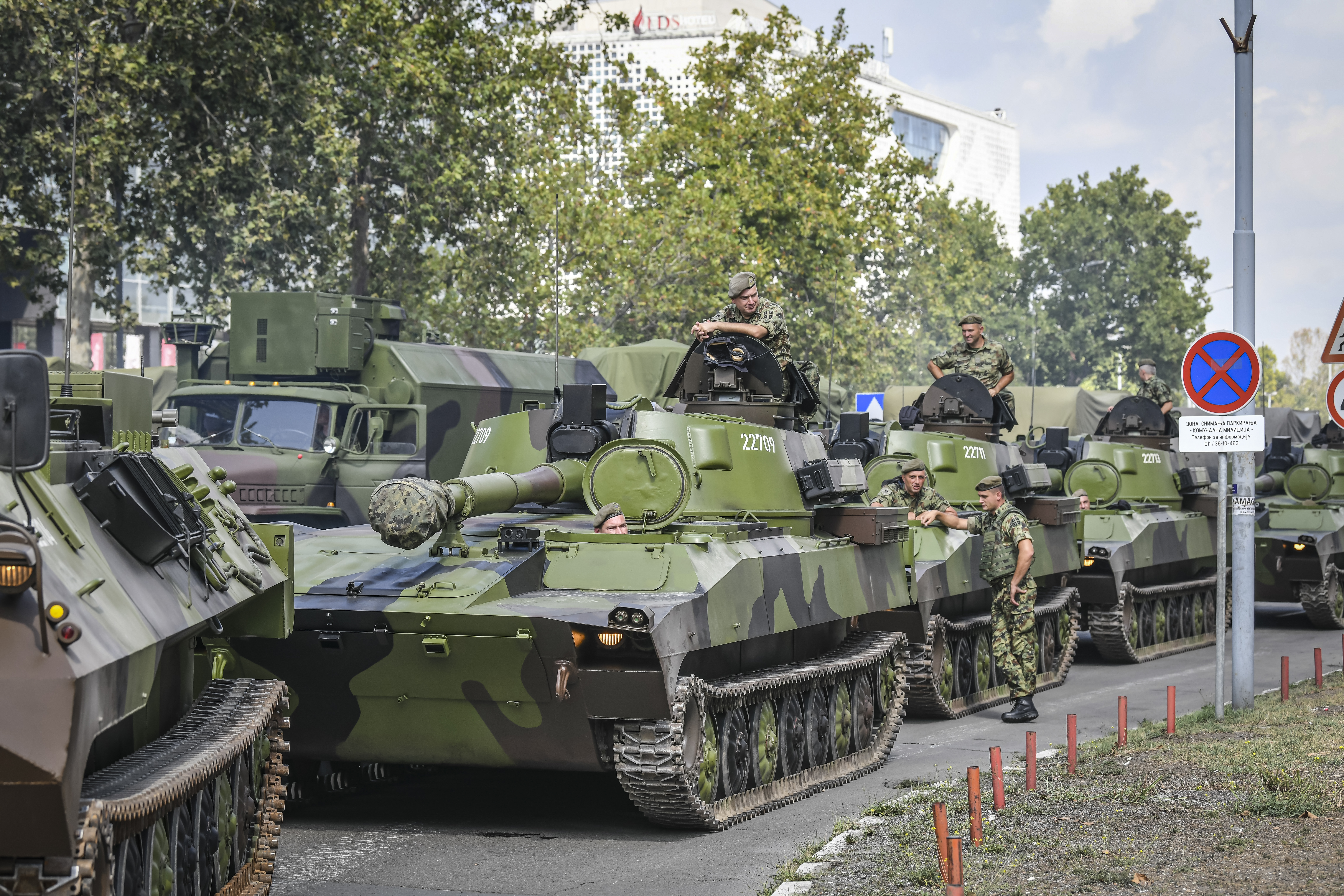 vojna vozila na novom beogradu, priprema za vojnu paradu foto goran srdanov nova rs (8)