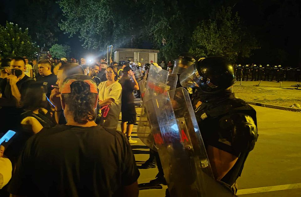 protest_kod_Filozofskog_fakulteta_15_nasa foto 021