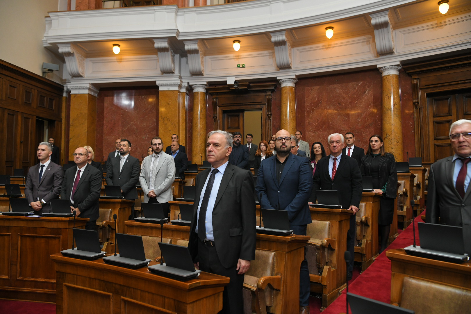 Beograd 07.10.2025. Zasedanje Skupštine Srbije, sednica Skupštine Srbije, skupštinska sala, poslanici Foto: Amir Hamzagić/Nova.rs