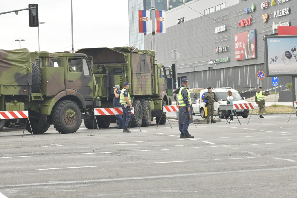 1757582688-saobracaj-pripreme-vojna-parada-nbg-110925-foto-zoran-loncarevic-nova-rs-32-1024x682.jpg