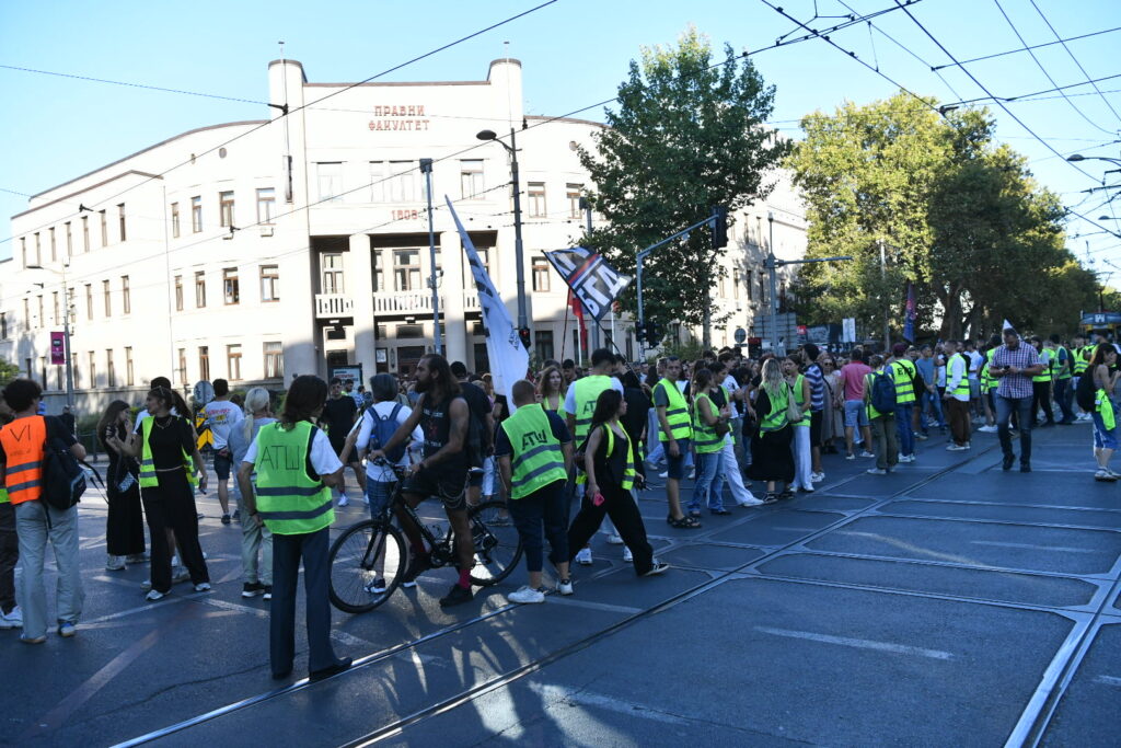 Beograd, 01.09.2025. Pravni fakultet, Bulevar kralja Aleksandra, Veliki protest srednjoškolaca i studenata, 10 meseci od pada nadstrešnice u Novom Sadu, protest Foto: Vladislav Mitić/Nova.rs
