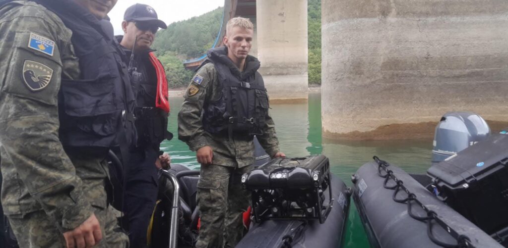 Kosovske bezbednosne snage na jezeru Gazivode
Foto: Ejup Maćedonci, ministar odbrane poslao Andrija Lazarević