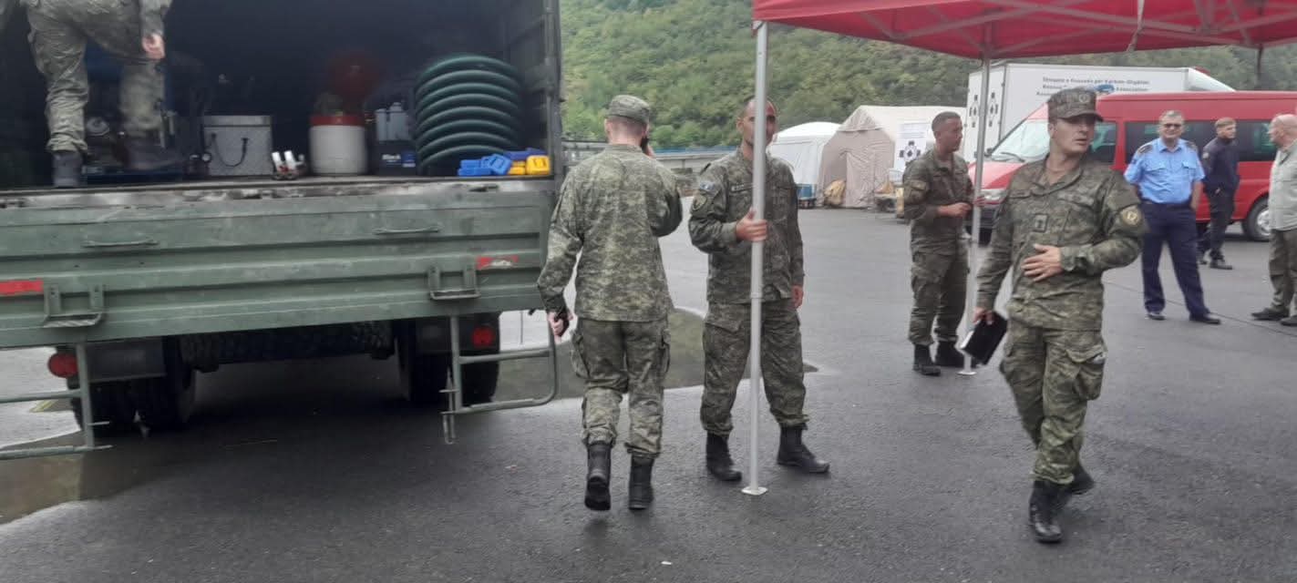 Kosovske bezbednosne snage na jezeru Gazivode
Foto: Ejup Maćedonci, ministar odbrane poslao Andrija Lazarević