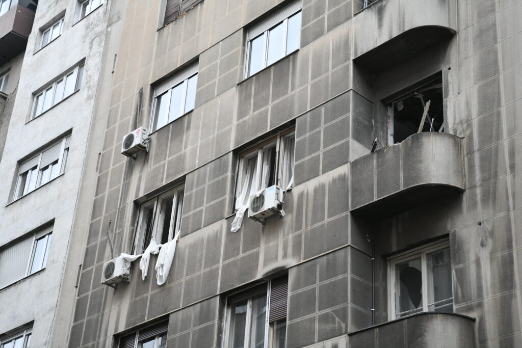 1759389076-Kosovska-ulica-eksplozija-u-stanu-foto-vladislav-mitic-nova-rs-1-1024x683.jpeg