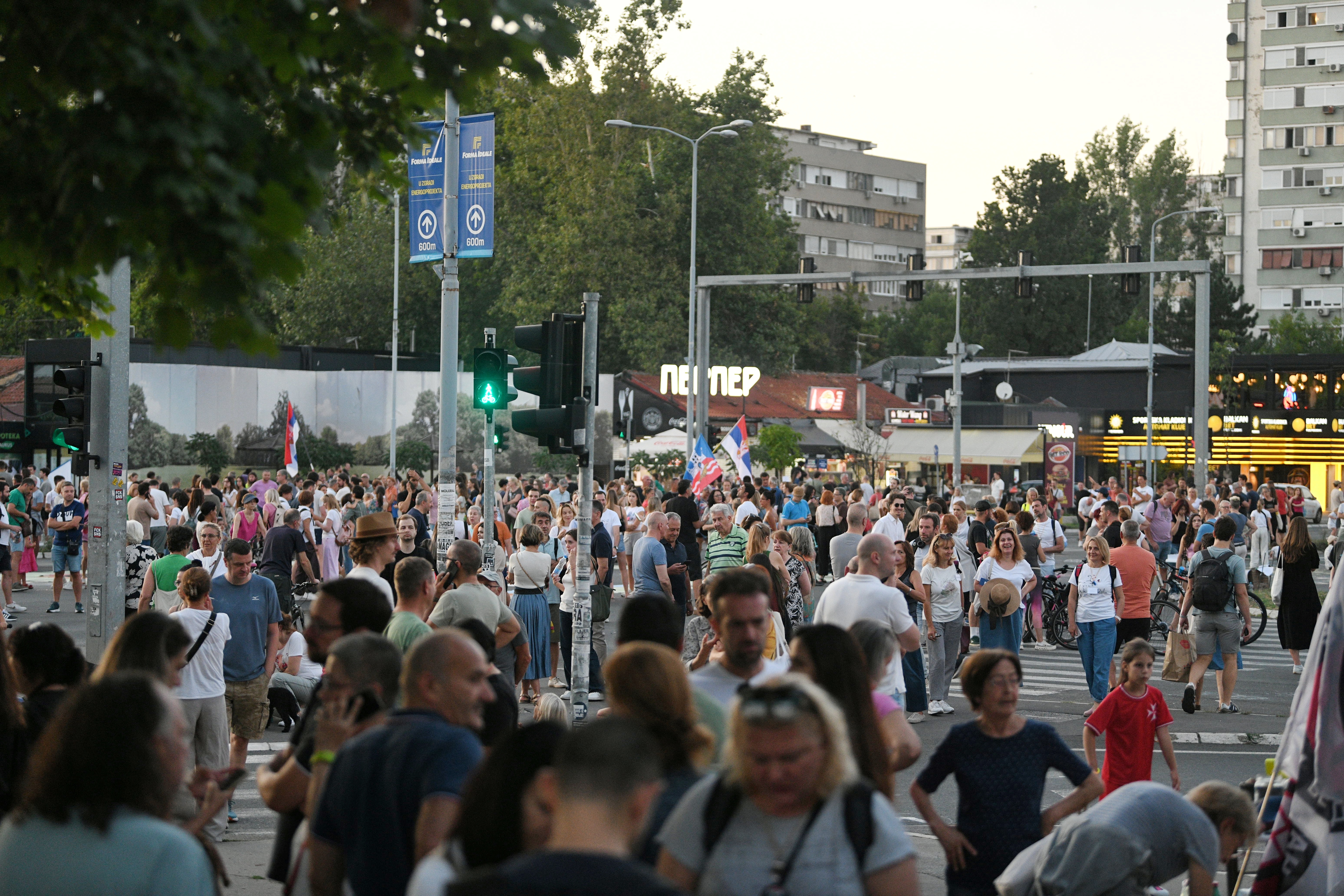 Beograd, 31.07.2025. Novi Beograd, protest "Pređi na našu stranu", zbor građana, zborovi građana, blokada Omladinskih brigada Foto: Filip Krainčanić/Nova.rs