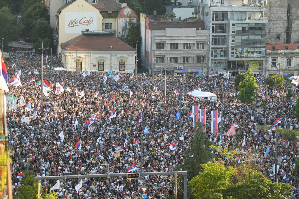 Beograd 28.06.2025. Vidimo se na Vidovdan, veliki studentski protest, Trg Slavija Foto: Amir Hamzagić/Nova.rs