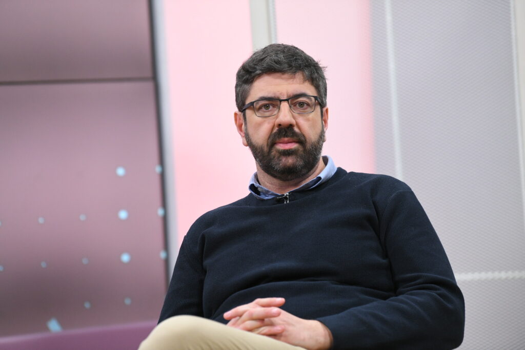 Beograd 13. decembar 2024. Radomir Lazovć podkast Snaga uma Foto:Amir Hamzagić/Nova.rs