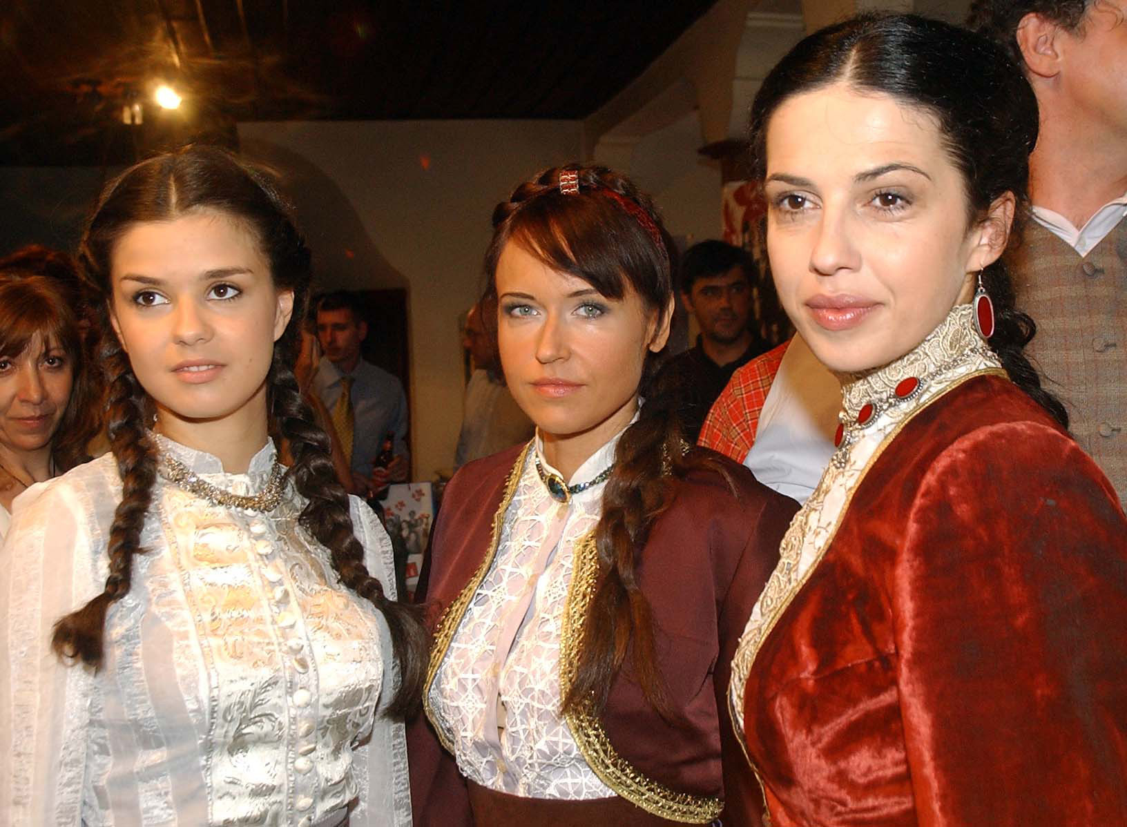 Danijela Štajnfeld, Anica Dobra, Nataša Ninković, Ivkova slava
Beograd/ 21.06.2005.
Ivkova slava, film Zdravko Sotra
Anica Dobra, Natasa Ninkovic
foto/ Vladislav Mitic
