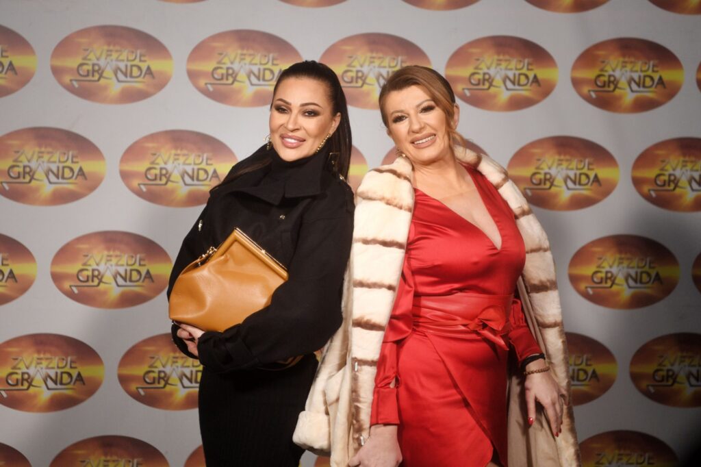 kumstva na estradi   ceca raznatovic i viki miljkovic