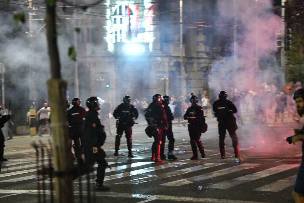 Beograd 14. avgust 2025. Protest studenata u blokadi I gradjana pod sloganom "Večeras pucate po šavovima" Generalštab Foto:Vladislav Mitić/Nova.rs
