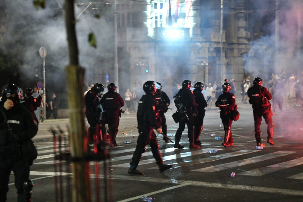 Beograd 14. avgust 2025. Protest studenata u blokadi I gradjana pod sloganom "Večeras pucate po šavovima" Generalštab Foto:Vladislav Mitić/Nova.rs