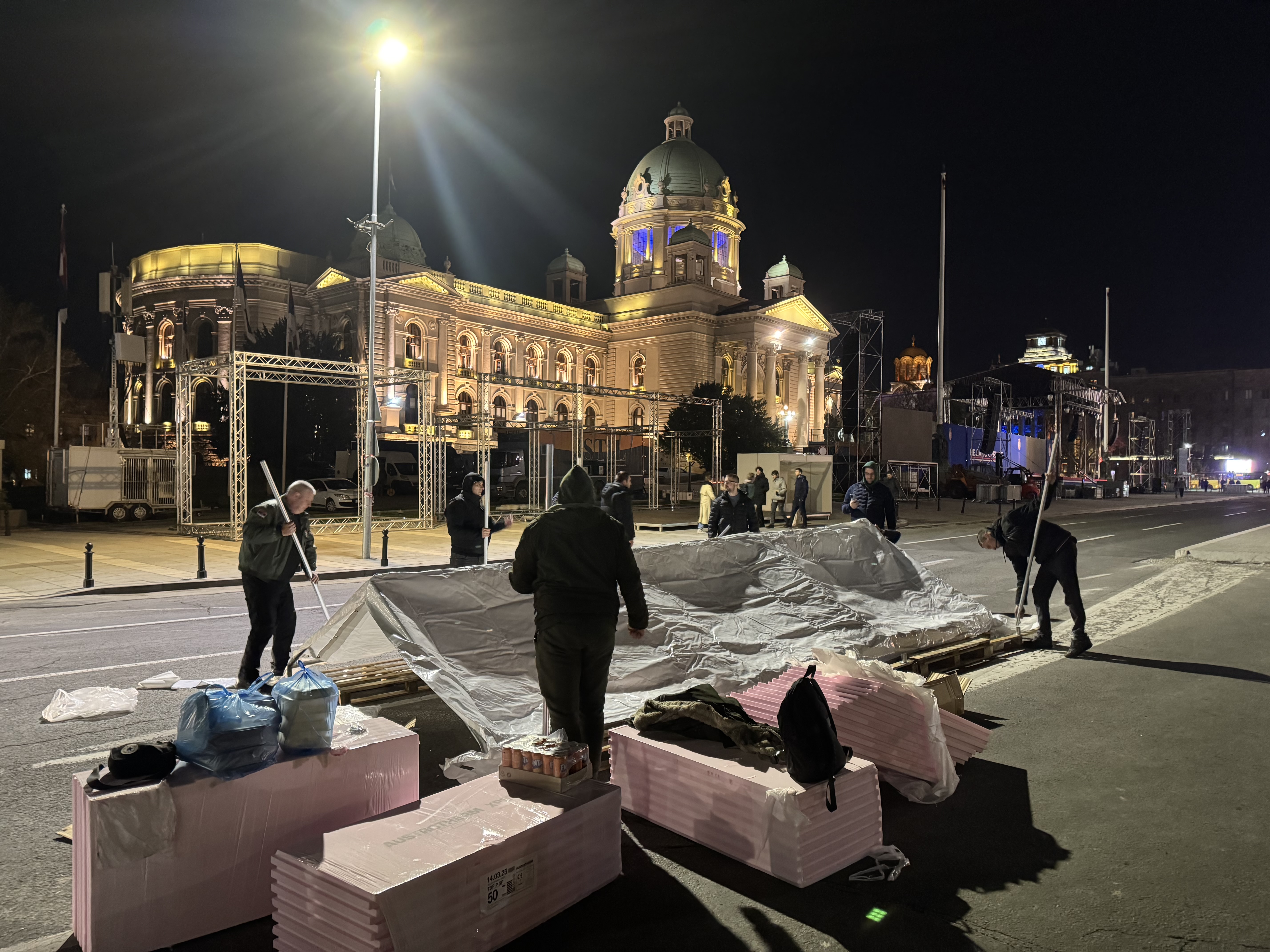 Beograd 10. april 2025. Pripreme za trodnevni skup „Pokreta za narod i državu“  Foto:Vladislav Mitić/Nova.rs