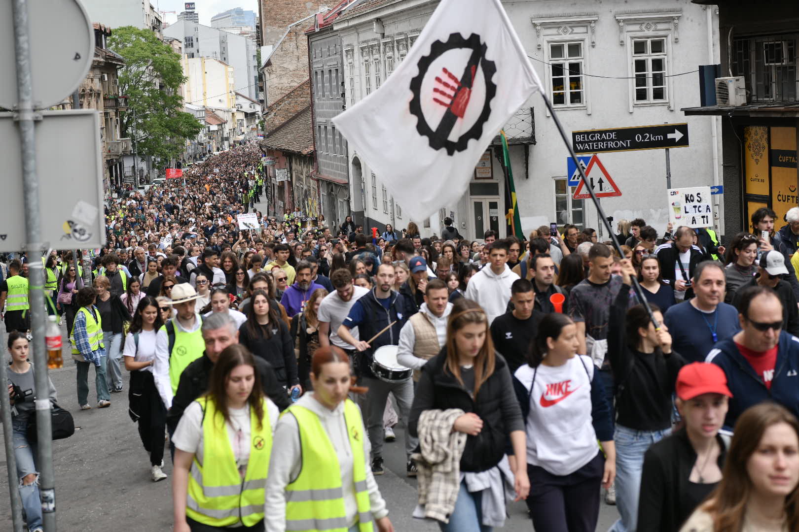 pazi koga biras protest 250525 foto goran srdanov nova rs (16)