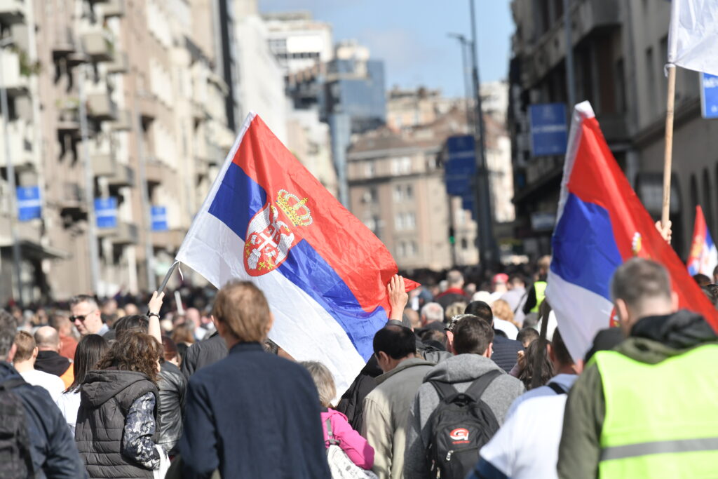 Beograd 12.04.2025. Organizovan dolazak pristalica SNS-a na skup pod nazivom Ne damo Srbiju, povodom osnivanja Pokreta za narod i državu Foto: Goran Srdanov/Nova.rs