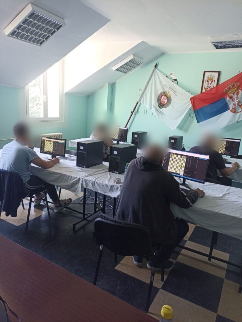 FOTO Uprava za izvršenje krivičnih sankcija, osuđenici KPZ Beograd (Padinska skela) na kontinentalnom takmičenju u šahu, maj 2025.