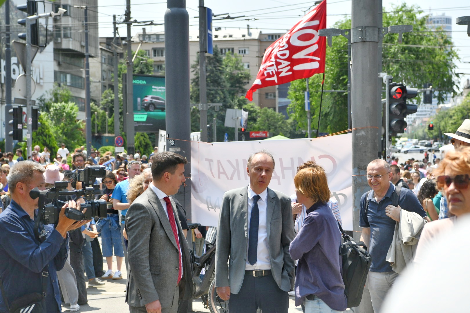 Beograd 09. jun 2025. Inicijativa "Pobunjeni univerzitet", protest "Fakulteti na raskrsnici" ispred Vlade Srbije u Beogradu Foto:Vesna Lalić/Nova.rs