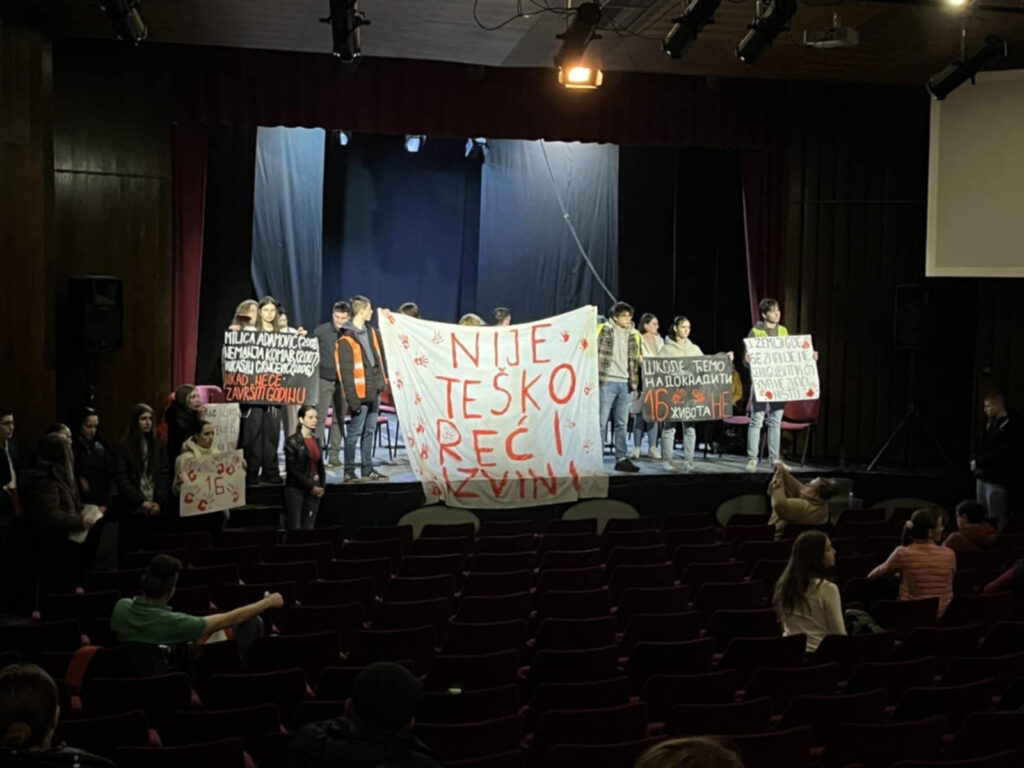 Slike je poslao Mihajlo Gucunja, gimnazijalac iz Bečeja, poslala Sanja Radovanovic