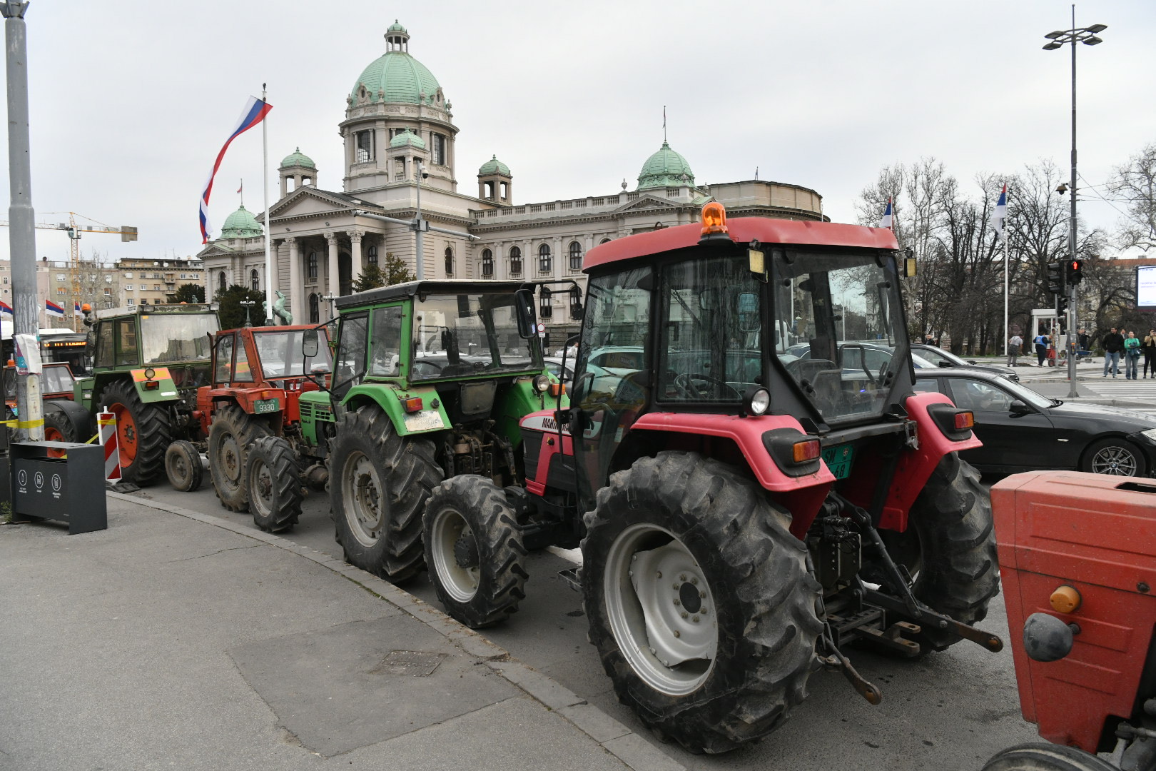 Beograd 14. mart 2025. Traktori oko Pionirskog parka, Ćacilend, studenti 2.0 koji vole da uče, obezbedjenje Foto:Vladislav Mitić/Nova.rs