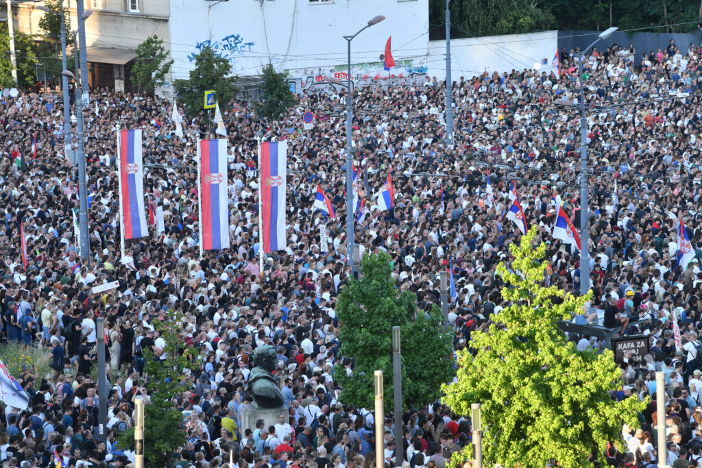 1751188070-Protest-Vidimo-se-na-Vidovdan-Foto-Vladislav-MiticNova-23-1024x683.jpg