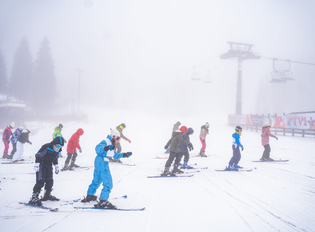 MK Group - Zimovanje za đake sa KiM 2025