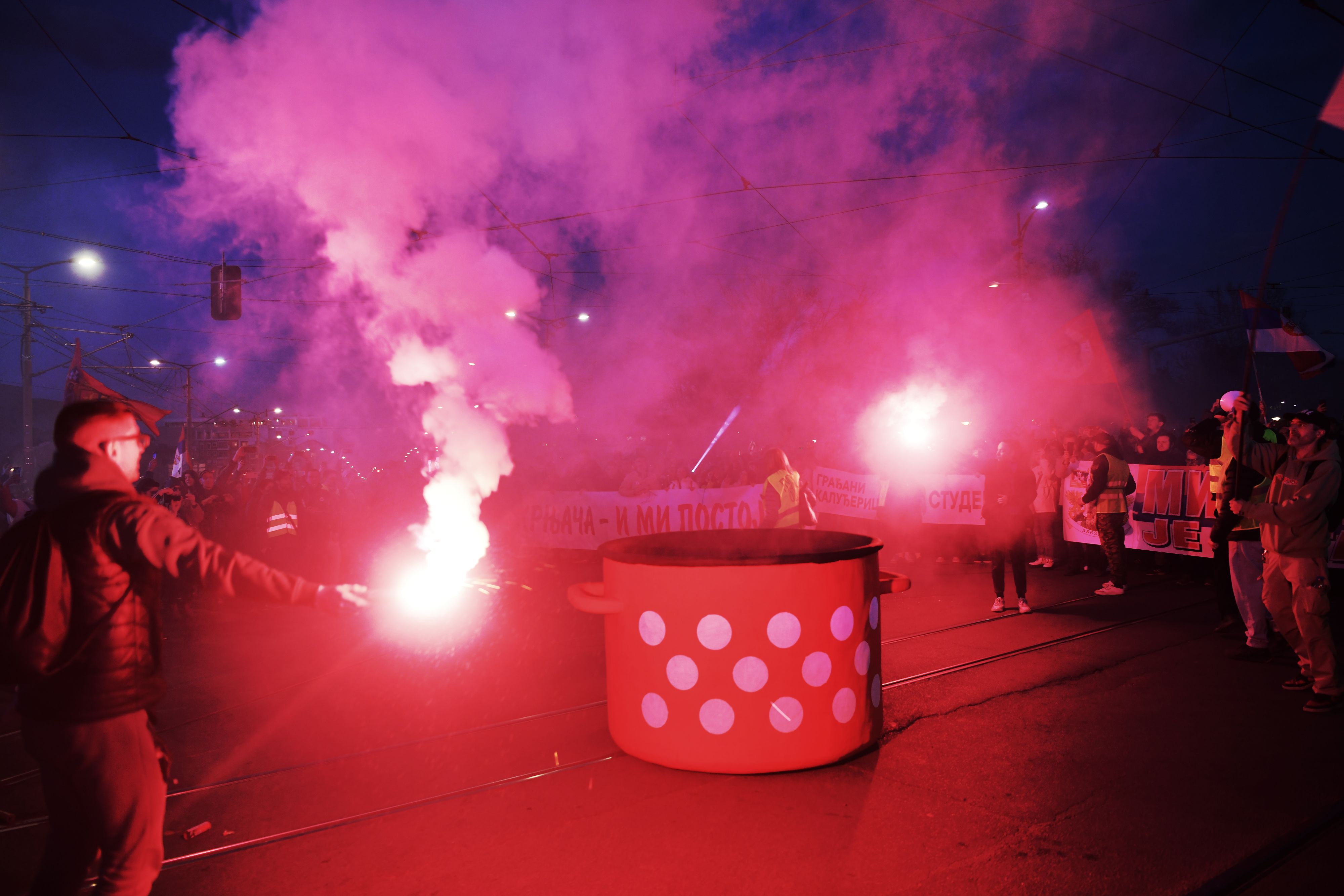 Beograd 09. april 2025. Akcija Palilule u blokadi kod Vukovog spomenika na Bulevaru kralja Aleksandra „Malo večernje dinstanje“, neformalna inicijativa „Palilula u blokadi“ , protest Foto:Goran Srdanov/Nova.rs
