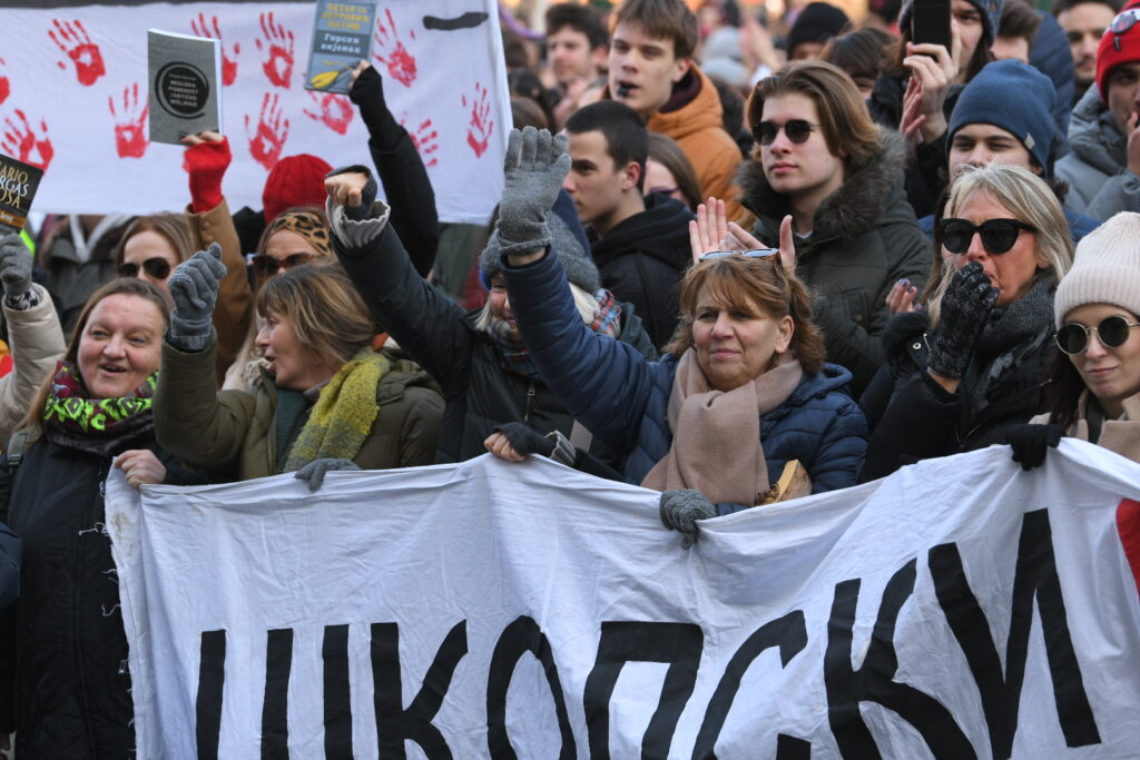 1739271338-Protest-studenata-i-srednjoskolaca-110225-Foto-Amir-Hamzagic-35-1024x683.jpg