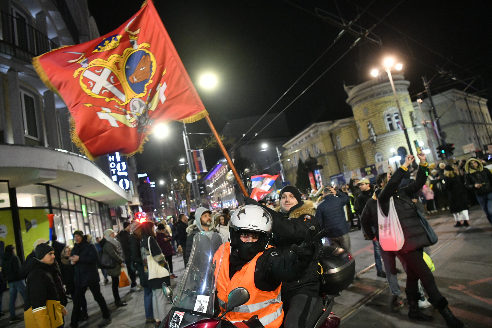Susret, Vračar, Stari Grad
Beograd 20.02.2025. Protestna šetnja Sretnimo se kod Vuka.  Protest Beogradskih opština. U Beogradu sa više lokacija kreću građani da bi se sreli kod Vukovog spomenika Foto: Vladislav Mitić/Nova.rs