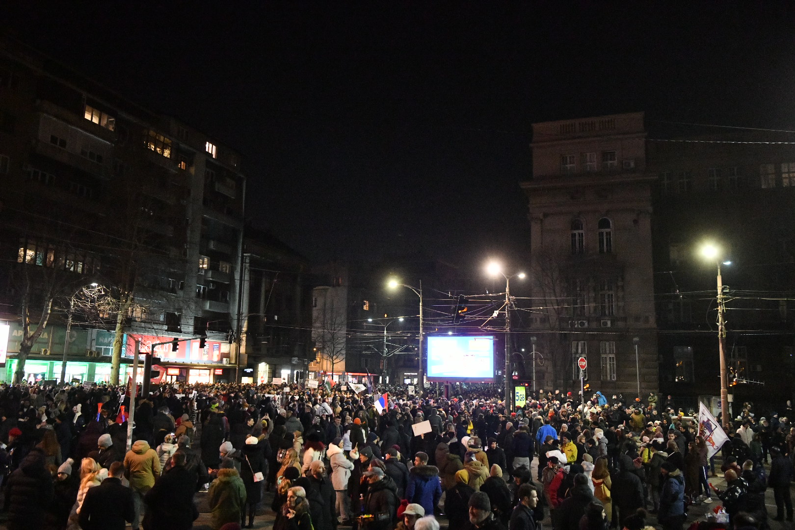 Vukov spomenik
Beograd 20.02.2025. Protestna šetnja Sretnimo se kod Vuka.  Protest Beogradskih opština. U Beogradu sa više lokacija kreću građani da bi se sreli kod Vukovog spomenika Foto: Vesna Lalić/Nova.rs