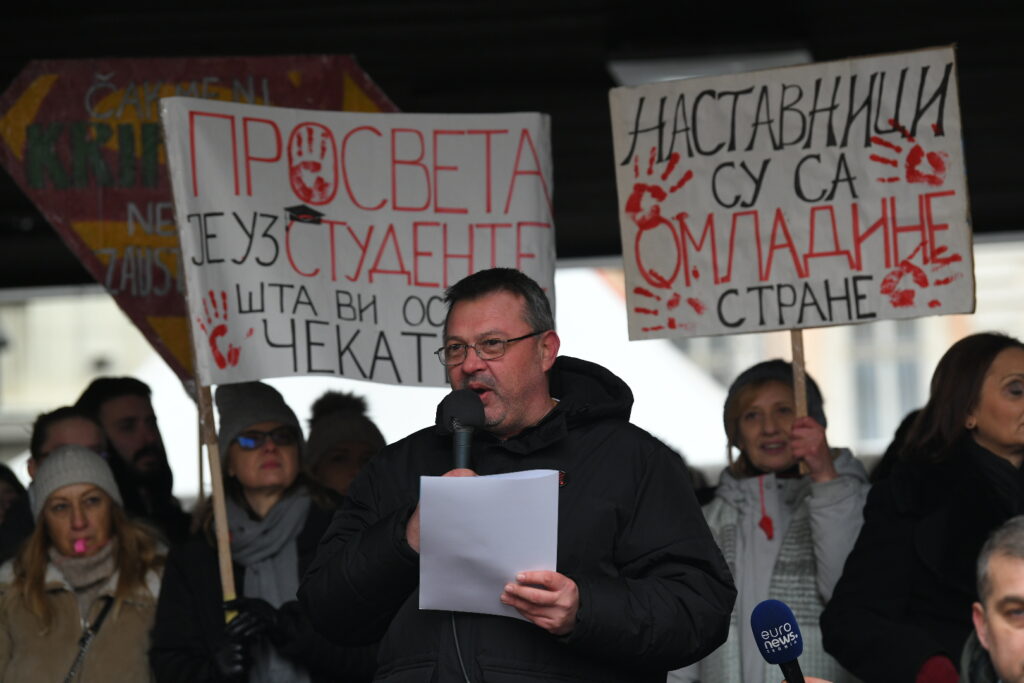 Beograd 20. januar 2025. Protest studenata I prosvetnih radnika, učenika na platou ispred Filozofskog fakulteta Foto:Amir Hamzagić/Nova.rs
