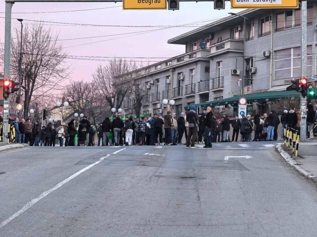 Skup građana i radnika Kolubare u Lazarevcu