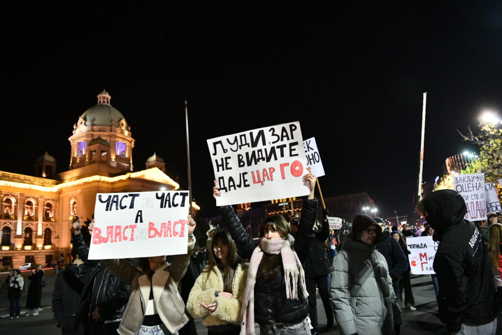 Beograd 22. decembar 2024. Zajednički protest studenata i poljoprivrednika na beogradskom Trgu Slavija zakazan je za danas sa pocetkom u 16 časova  Foto:Vesna Lalić/Nova.rs