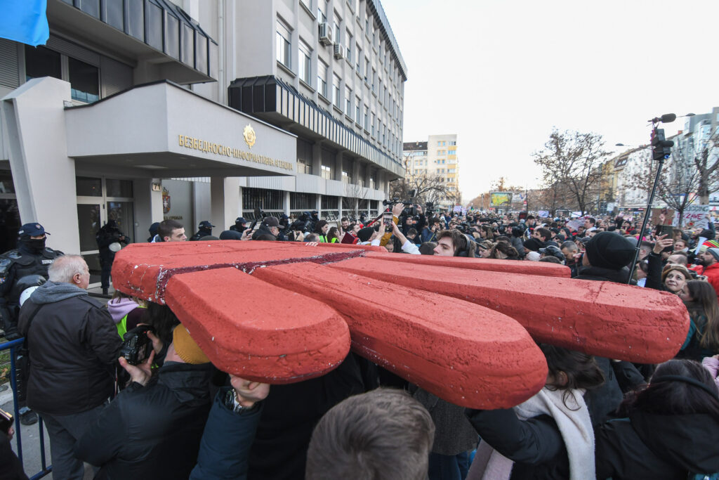 1736610091-NOVI-SAD_STUDENTSKI-PROTEST-ISPRED-BIA-FOTO-NENAD-MIHAJLOVIC_118-1024x683.jpg