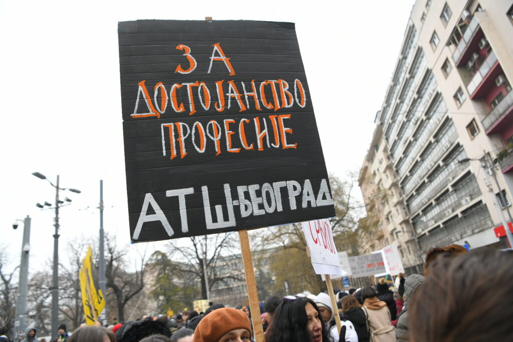 Beograd 20. januar 2025. Protest studenata I prosvetnih radnika, učenika na platou ispred Filozofskog fakulteta Foto:Amir Hamzagić/Nova.rs