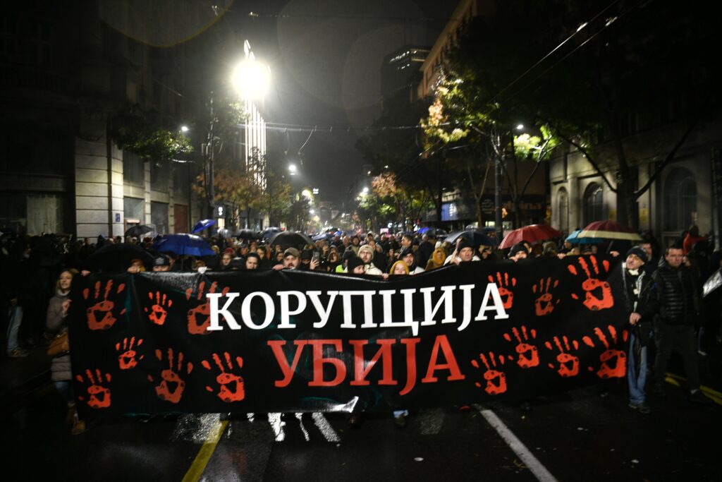 1731345183-Protest-opozicije-ispred-Vlade-Srbije-111124-Foto-Filip-Kraincanic-22-1024x683.jpeg