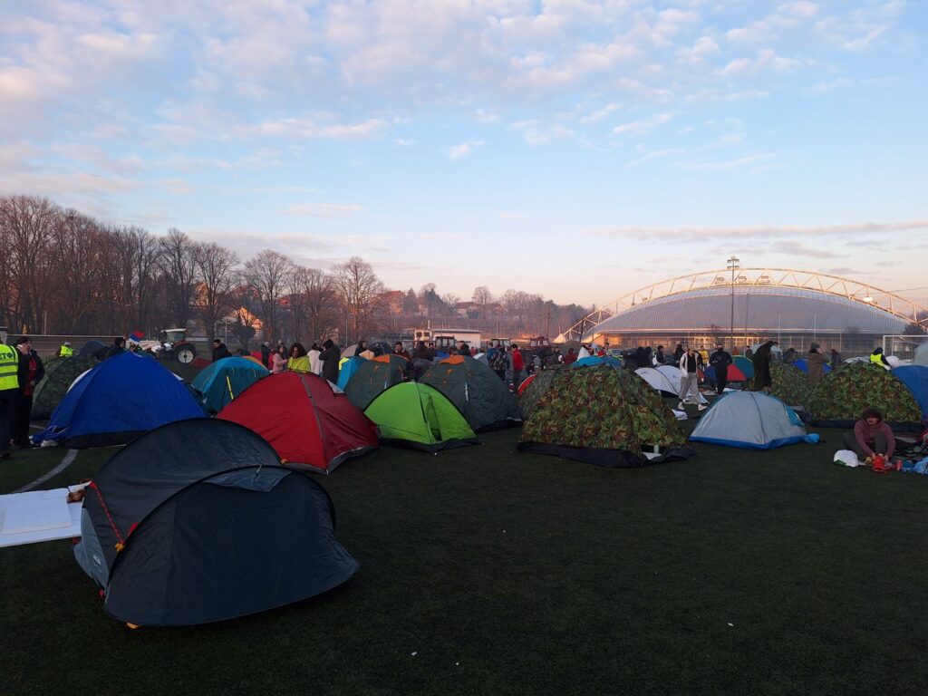 Studenti kod Inđije