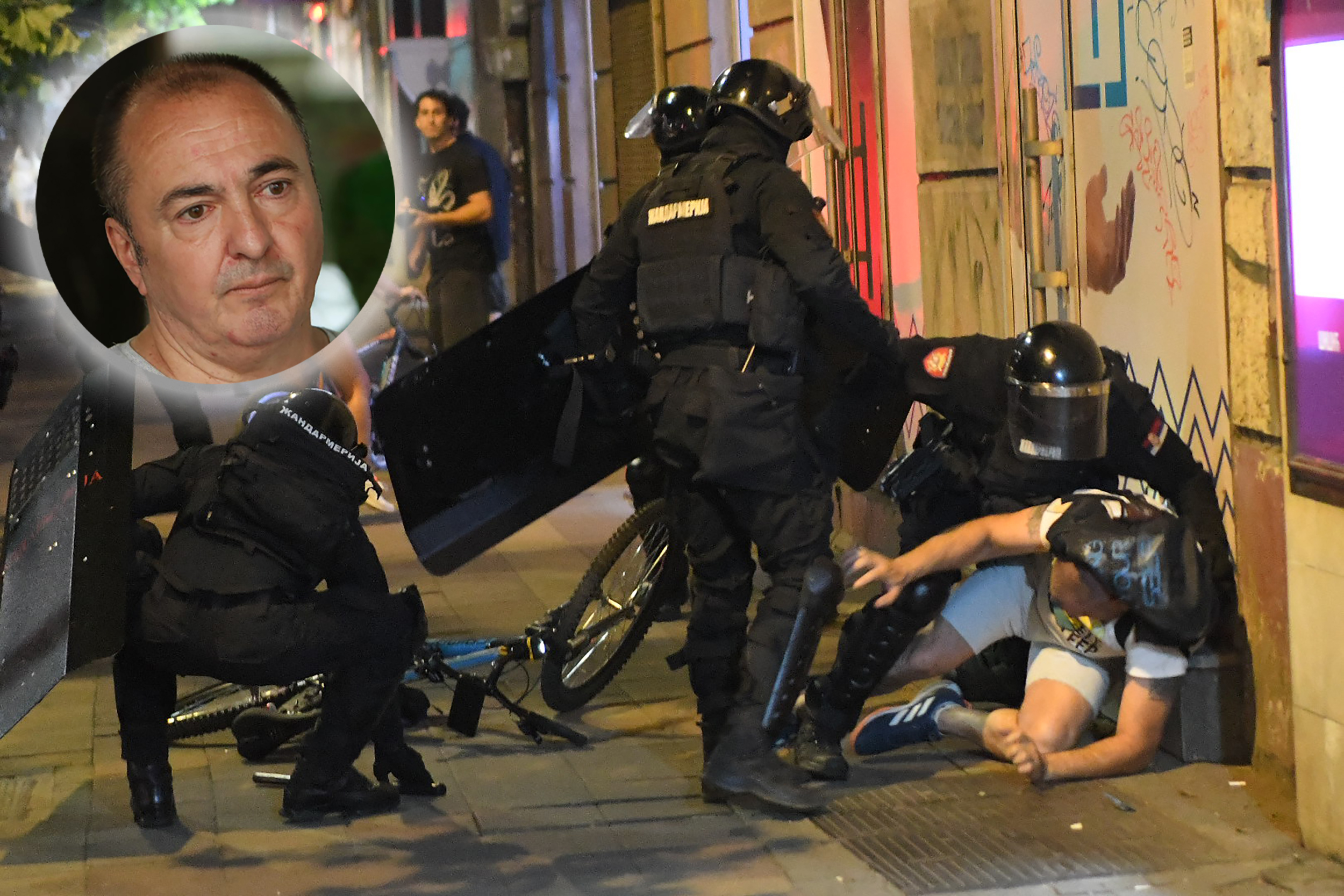 Beograd 03. jul 2025. Razbijanje blokada kod Vuka, građanska neposlušnost  Foto:Amir Hamzagić/Nova.rs janko baljak policija kombo