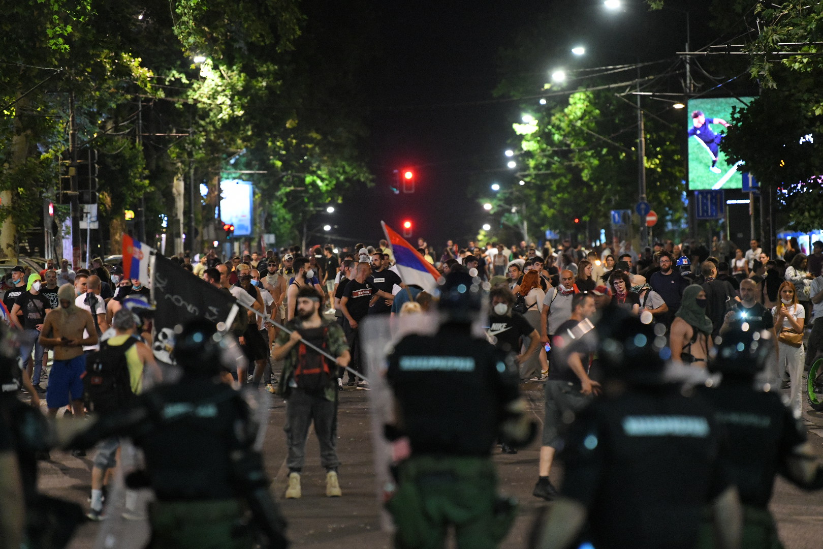 Beograd 28.06.2025. Policija u kralja Milana građani i policija. Protest Vidimo se na Vidovdan, veliki studentski protest  Foto: Amir Hamzagić/Nova.rs