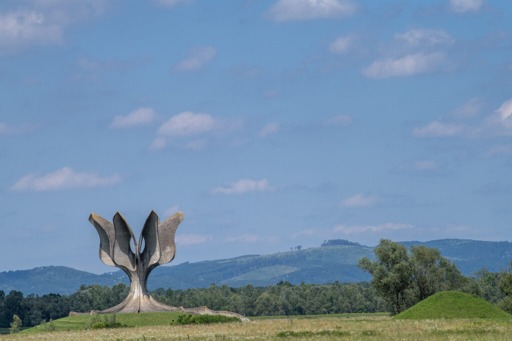 Jasenovac 15.06.2024. Obilazak spomen kompleksa jasenovačkim žrtvama, Logor Jasenovac Foto: Vladislav Mitić/Radar