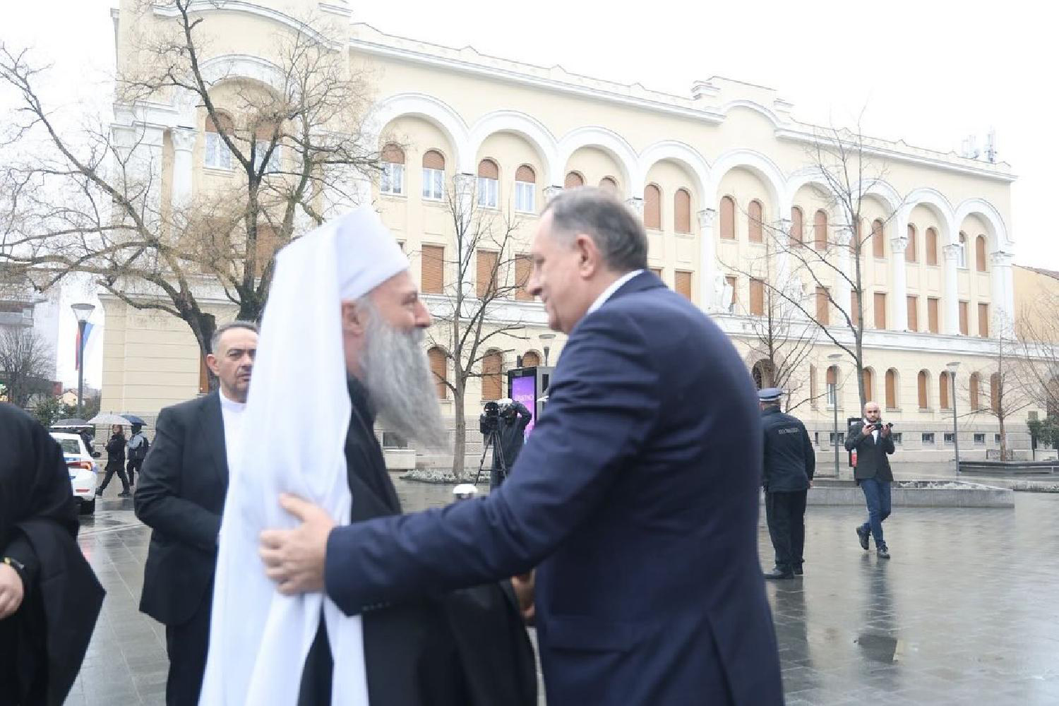 482034918_17996399921773900_8742252202047756630_n_b