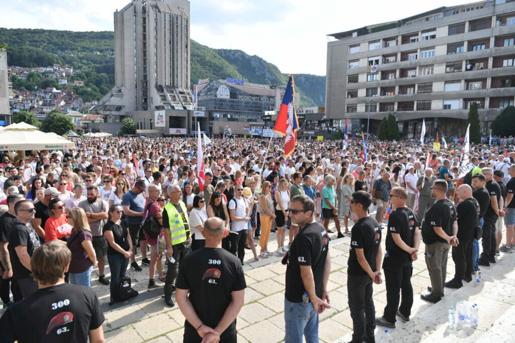 1752419213-Uzice-protest-Srbijo-Uzice-te-zove-130725-Foto-Goran-Srdanov-6-1024x683.jpg