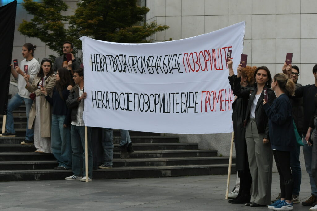 1748282318-novi-sad-tihi-protest-studenata-260525-foto-nova-rs-2-1024x683.jpeg