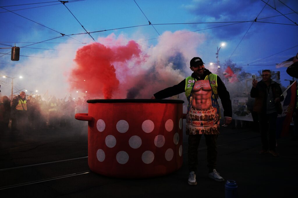 Beograd 09. april 2025. Akcija Palilule u blokadi kod Vukovog spomenika na Bulevaru kralja Aleksandra „Malo večernje dinstanje“, neformalna inicijativa „Palilula u blokadi“ , protest Foto:Goran Srdanov/Nova.rs