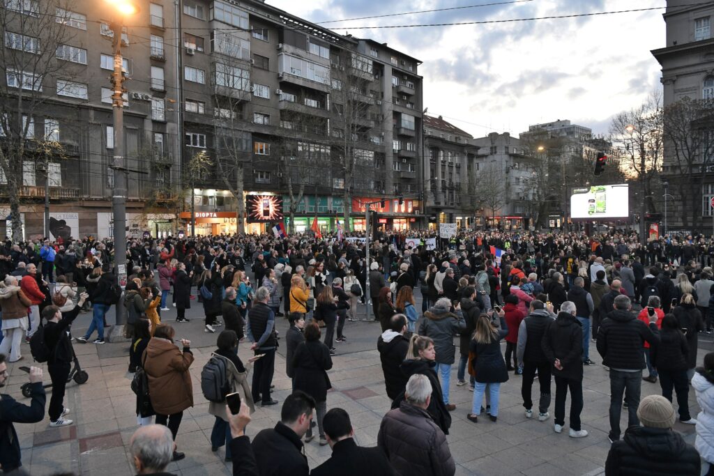 Beograd 09. april 2025. Akcija Palilule u blokadi kod Vukovog spomenika na Bulevaru kralja Aleksandra „Malo večernje dinstanje“, neformalna inicijativa „Palilula u blokadi“ , protest Foto:Goran Srdanov/Nova.rs
