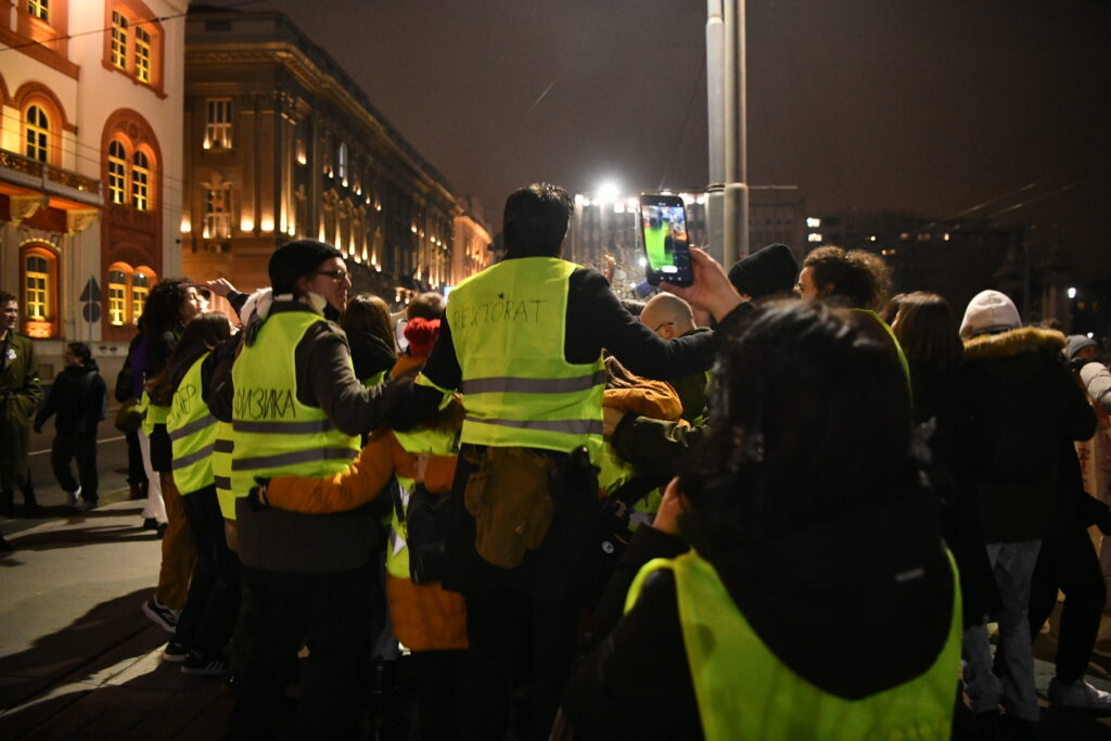 Beograd 14. januar 2025. Protest ispred Pravnog fakulteta u znak podrske studentima koji su sinoc napadnuti na Pravnom fakultetu, studenti, protest "Mi smo za PRAVDU. I, šta ćemo sad?"  Foto:Vesna Lalić/Nova.rs