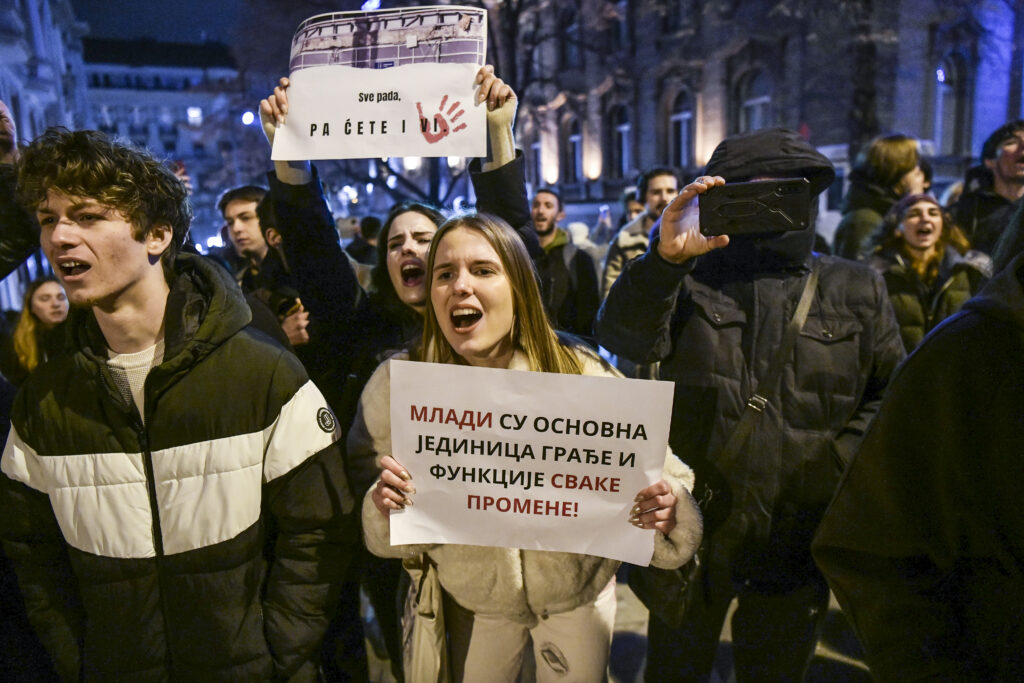 1733945602-Protest-studenata-ispred-Predsednistva-Srbije-111224-Foto-Goran-Srdanov-8-1024x683.jpg