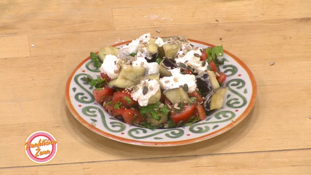 Praktična žena - Gruzinska salata sa patlidžanom 01