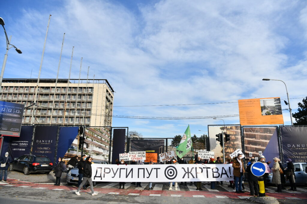 Beograd 01. decembar 2024. Protest kod hotela Jugoslavija Foto:Vesna Lalić/Nova.rs